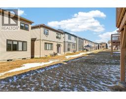 25 WINTERGREEN Crescent - 50