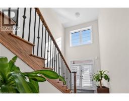 25 WINTERGREEN Crescent - 7