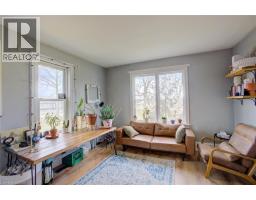 295 VINCENT Street - 4