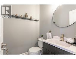 1989 QUARRIER Road - 23