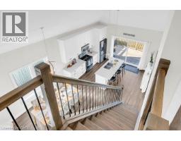 744 NELSON Street W UnitNo. 7 - 16