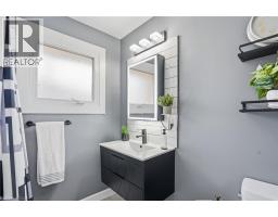 11 ALISON Avenue - 18