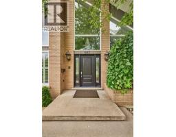 587 MANORWOOD Court - 3