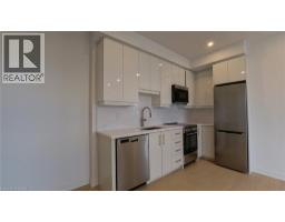 5 WELLINGTON Street UnitNo. 1712 - 11