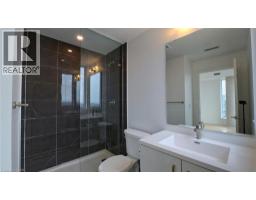 5 WELLINGTON Street UnitNo. 1712 - 20