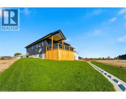 48 REBECCA Drive - 28