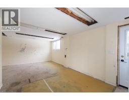 11 NORBERT Place - 35