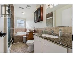 37 EDGEMERE Drive - 29