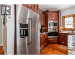 200 FALLING BROOK Drive - 18