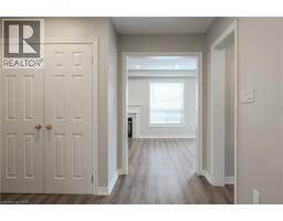 7 HOLLINRAKE Avenue - 12