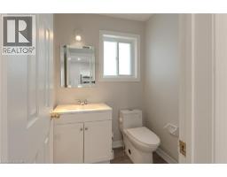 7 HOLLINRAKE Avenue - 13