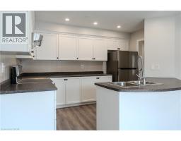 7 HOLLINRAKE Avenue - 17