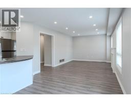 7 HOLLINRAKE Avenue - 19