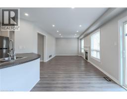 7 HOLLINRAKE Avenue - 20