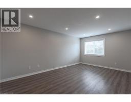 7 HOLLINRAKE Avenue - 26