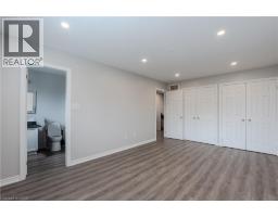 7 HOLLINRAKE Avenue - 30