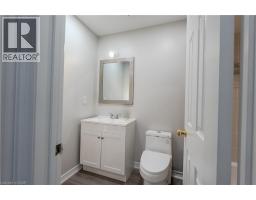 7 HOLLINRAKE Avenue - 42