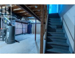 7 HOLLINRAKE Avenue - 44