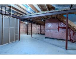 7 HOLLINRAKE Avenue - 46