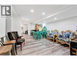 42 SHANLEY Street - 30