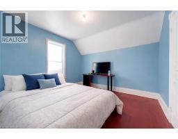 24 MADISON Avenue S - 15