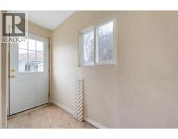 24 MADISON Avenue S - 8