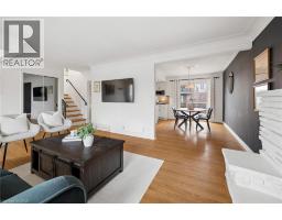 19 DOUGLAS Road - 10