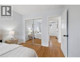 19 DOUGLAS Road - 17