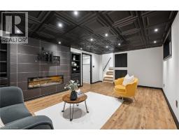 19 DOUGLAS Road - 24