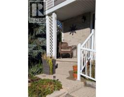 54 GREEN VALLEY Drive UnitNo. 12 - 4