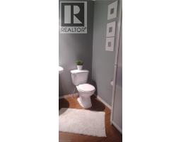 54 GREEN VALLEY Drive UnitNo. 12 - 6