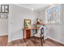 13 DEVITT Avenue N - 17