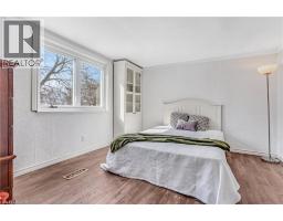 13 DEVITT Avenue N - 20