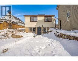 13 DEVITT Avenue N - 40