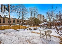 13 DEVITT Avenue N - 44