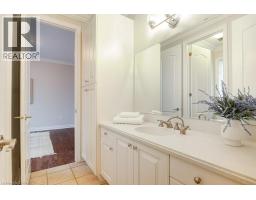 111 GLAZEBROOK Crescent - 33