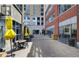 191 KING Street S - 26