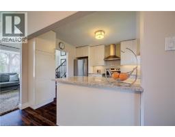 172 RENNIE Drive - 16