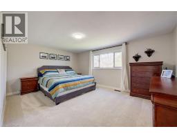 172 RENNIE Drive - 22