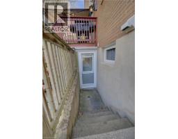 172 RENNIE Drive - 38