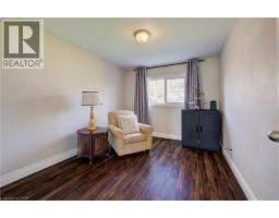 172 RENNIE Drive - 7