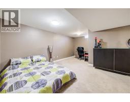 10 ISHERWOOD Avenue UnitNo. 18 - 32