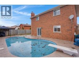 35 SOUTHVIEW Crescent - 41