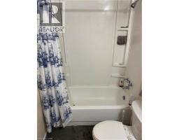 839 STIRLING Avenue S - 27