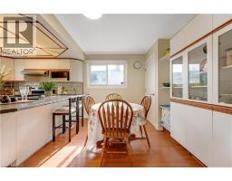 72 ST JEROME Crescent - 14