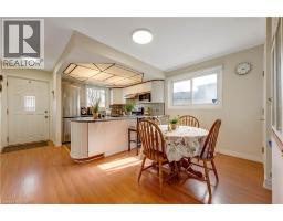 72 ST JEROME Crescent - 15