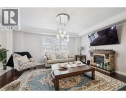 38 PARK GLEN Street - 12