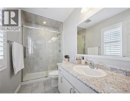 38 PARK GLEN Street - 25