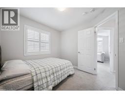 38 PARK GLEN Street - 32