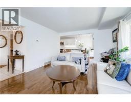 524 BEECHWOOD Drive UnitNo. 10 - 10